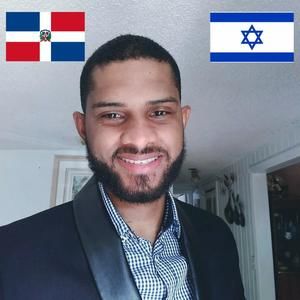 Meet your Posher, Yunior